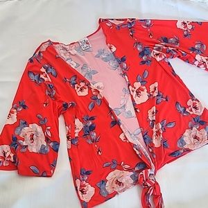 Floral Tie Front Crop Kimono